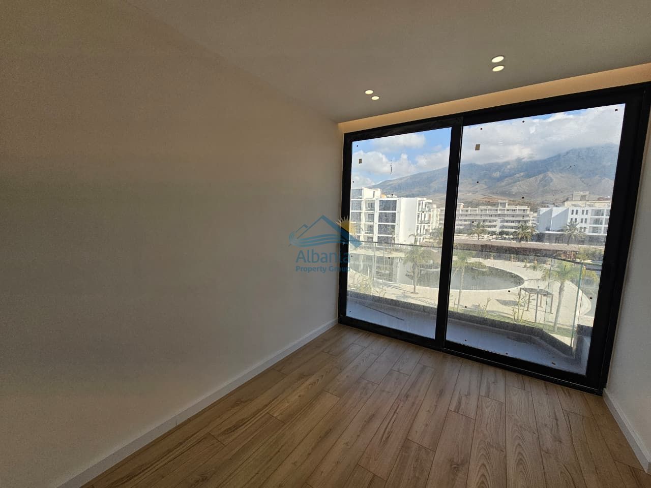 5 Radhime, Vlore 9426